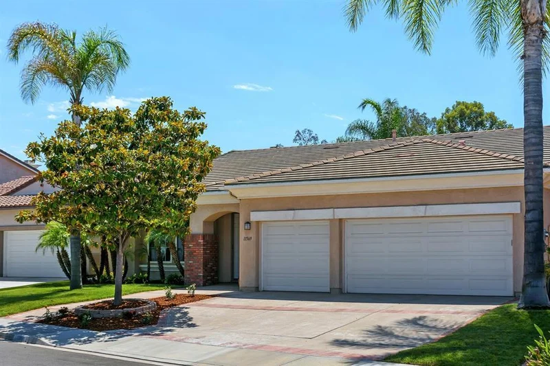 11569 Quinalt Point, San Diego, CA 92131