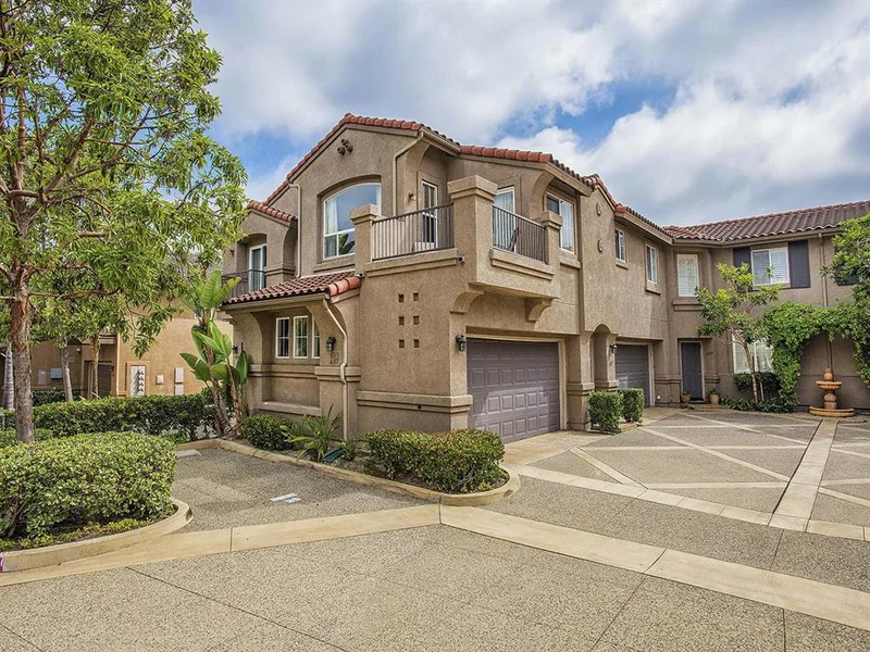 6313 Alexandri Cir., Carlsbad, CA 92011