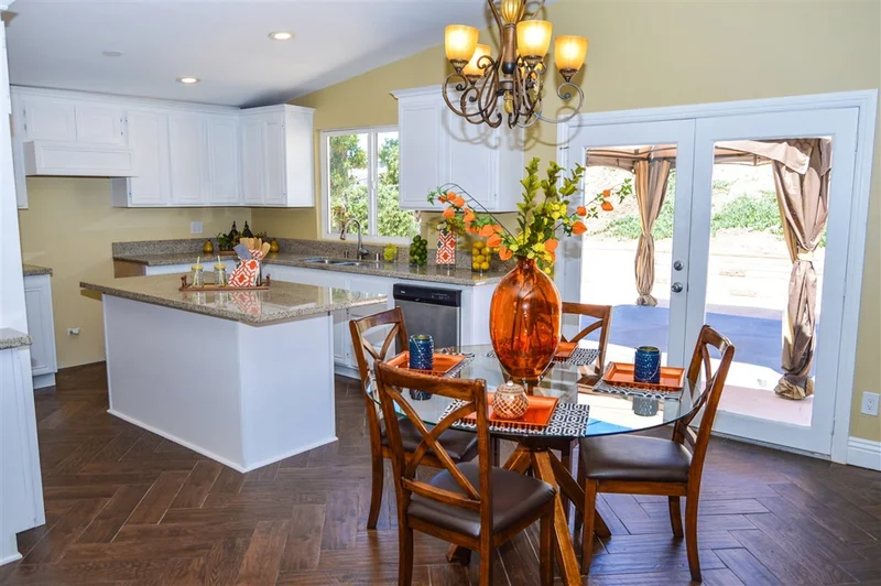 911 Helix Ave, Chula Vista, CA 91911