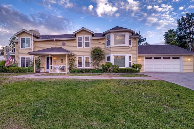 3024 Paseo Del Sol, Escondido, CA 92025