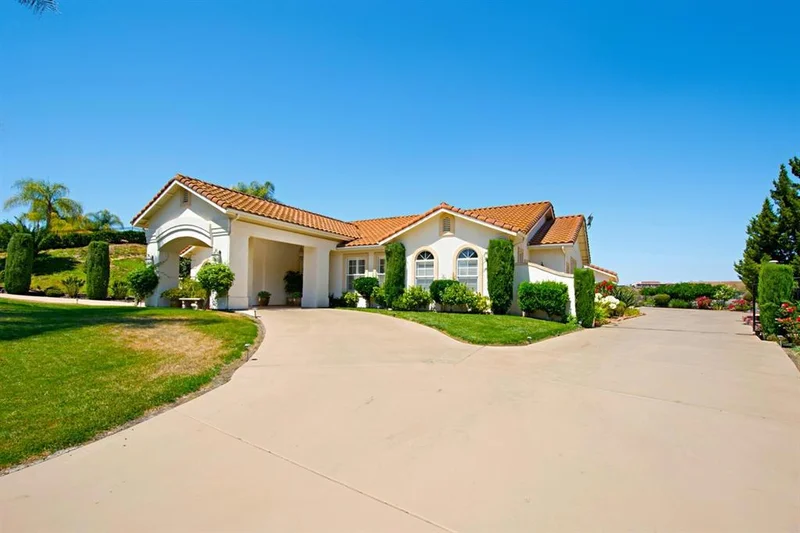 4103 Fallsbrae, Fallbrook, CA 92028