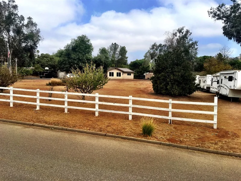 11672 Camino Del Tierra, Lakeside, CA 92040