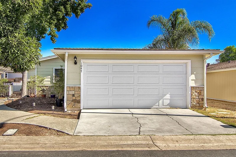 1047 Badger, Vista, CA 92081