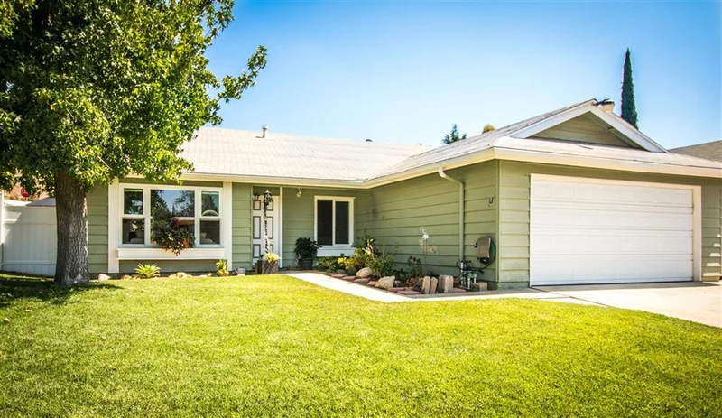 2952 Amanecer, Escondido, CA 92027