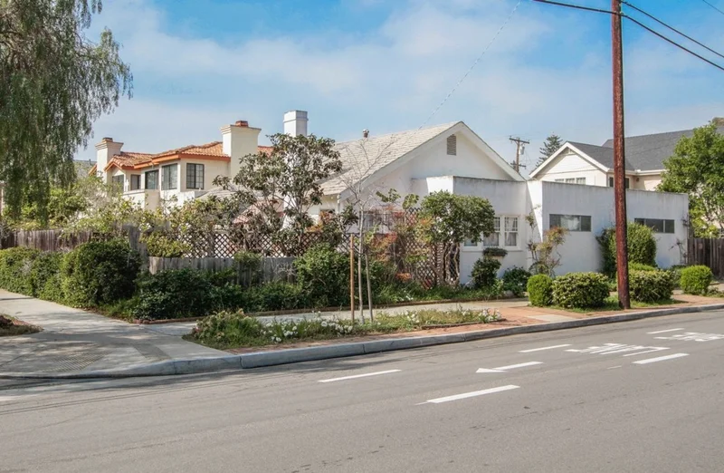 1224 6th St., Coronado, CA 92118