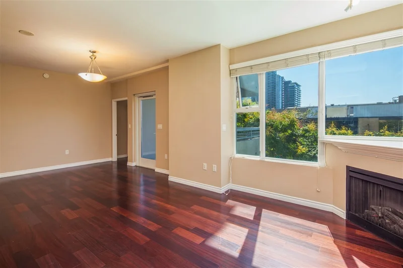 300 Beech #203, San Diego, CA 92101