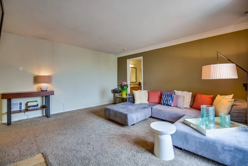 860 Turquoise Street #325, San Diego, CA 92109