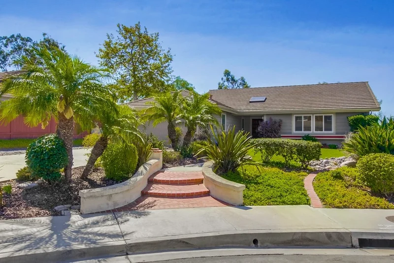 2695 Medford Ct, Carlsbad, CA 92010