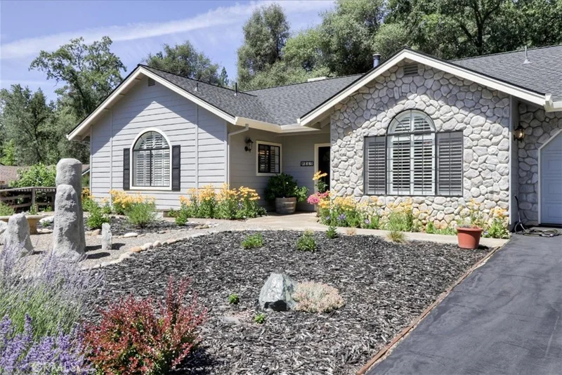 869 Rocky Hill, Murphys, CA 95247