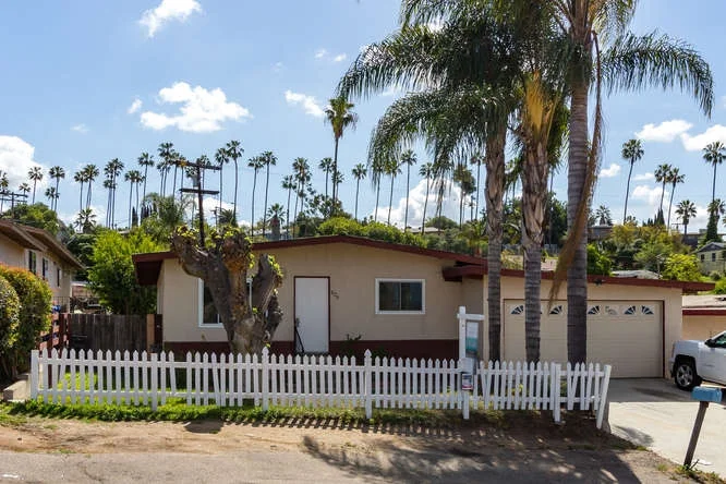 625 Citrus, Vista, CA 92084
