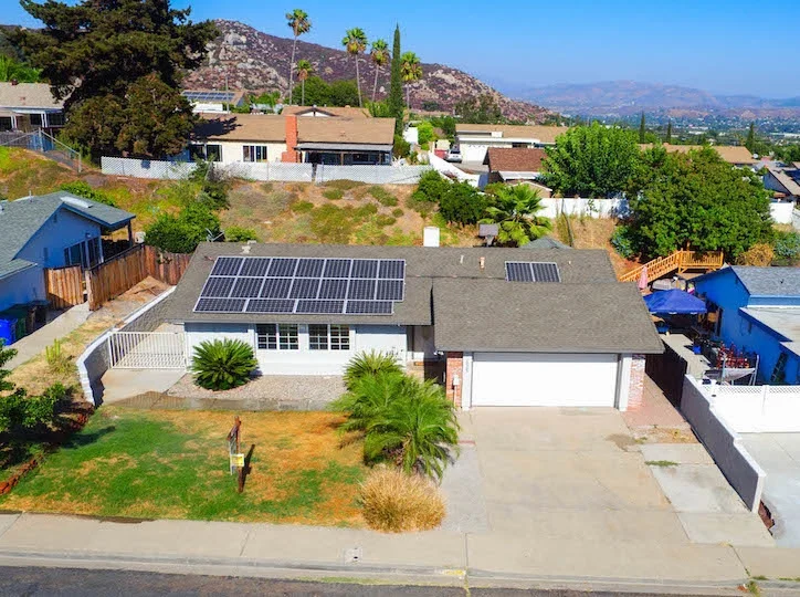 10325 Amada Place, Santee, CA 92071
