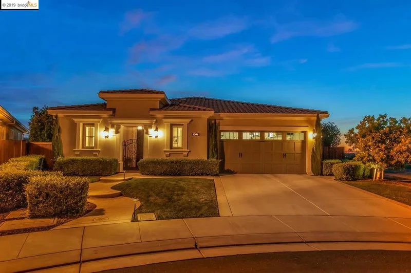 1004 Malbec Ct, Brentwood, CA 94513