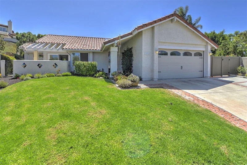 1014 Daisy Ct, Carlsbad, CA 92011