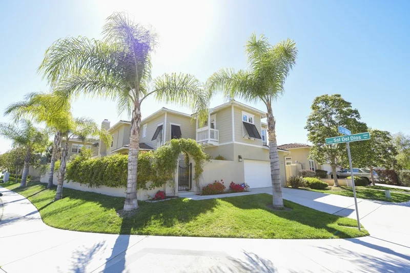 4647 Corte Sol Del Dios, San Diego, CA 92130