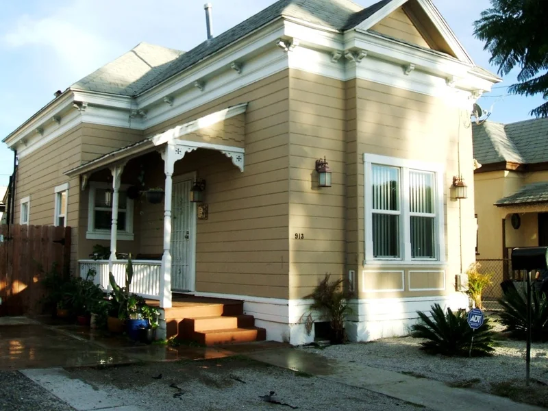 913 Hoover, National City, CA 91950
