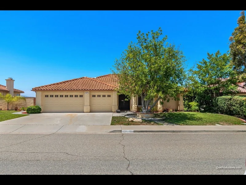 1047 Inspiration, Escondido, CA 92025