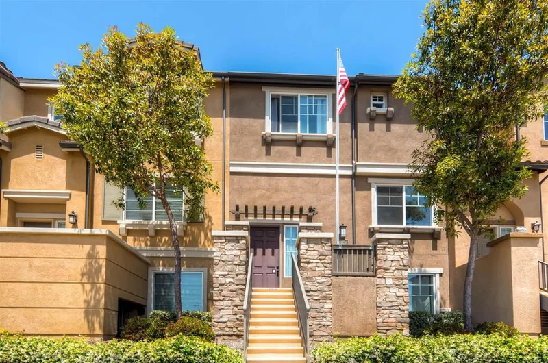 10161 Leavesly, Santee, CA 92071
