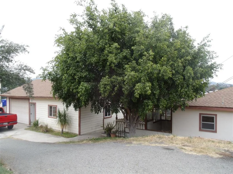 8804 Kenwood Drive, Spring Valley, CA 91977