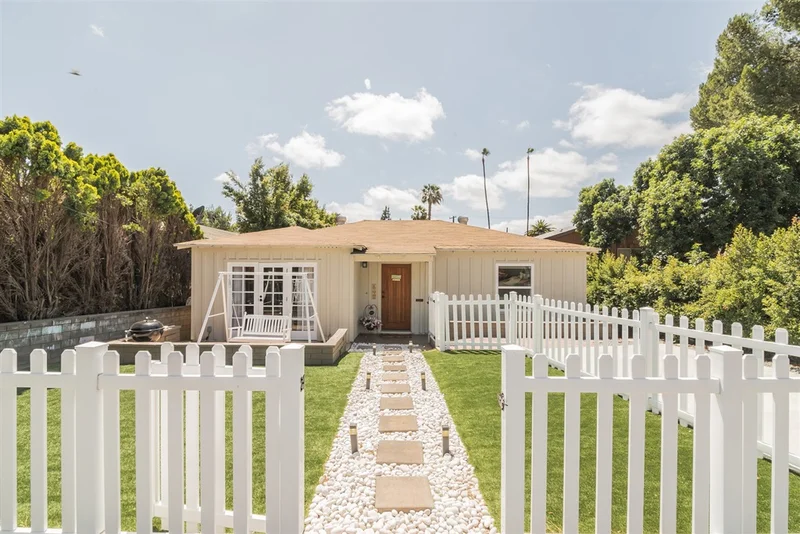 4520 Upland Street, La Mesa, CA 91941