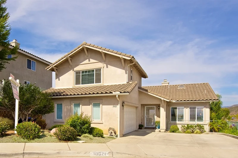10021 Destiny Mountain Court, Spring Valley, CA 91978