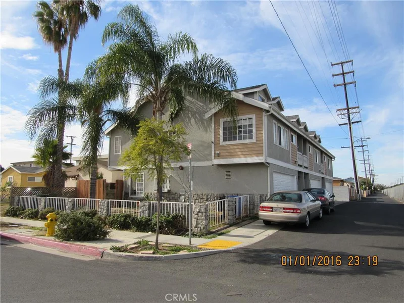 12501 Yukon, Hawthorne, CA 90250