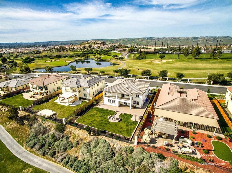 1046 Village Dr, Oceanside, CA 92057