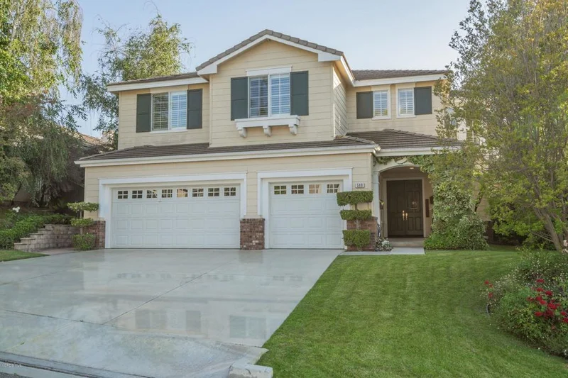 549 Grass Valley, Simi Valley, CA 93065