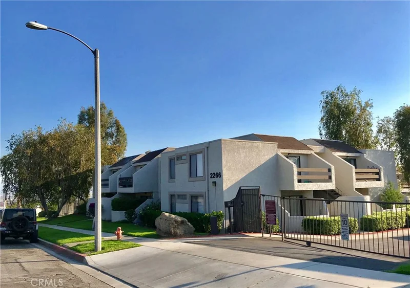 2266 Denair #211, Highland, CA 92346