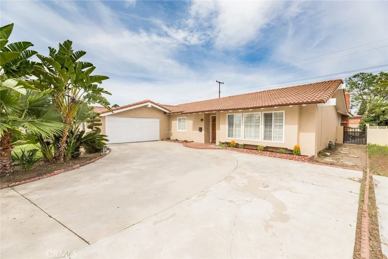 894 Chantilly, Anaheim, CA 92806