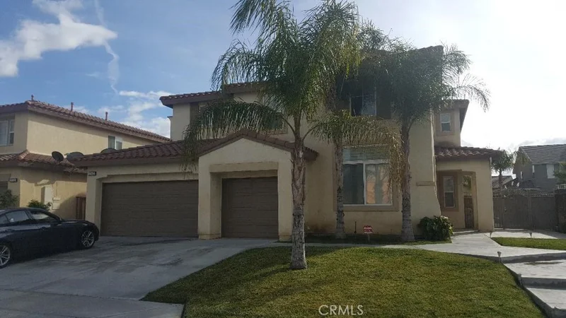 2742 Azalea, San Jacinto, CA 92582