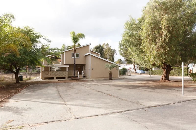 1156 North Ave, Escondido, CA 92026