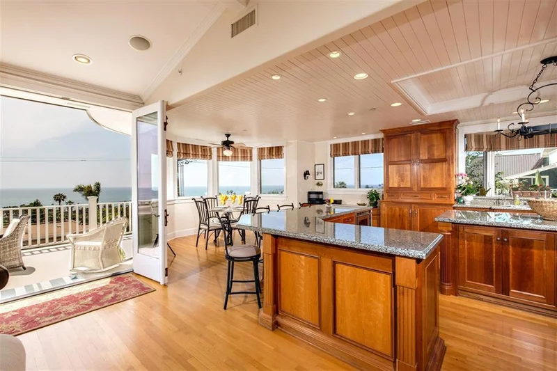 2310 Oxford, Cardiff By The Sea, CA 92007