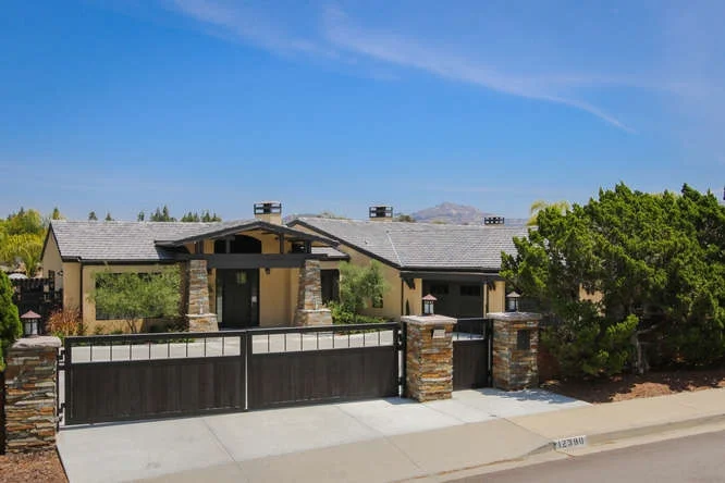 12390 Greens East, San Diego, CA 92128