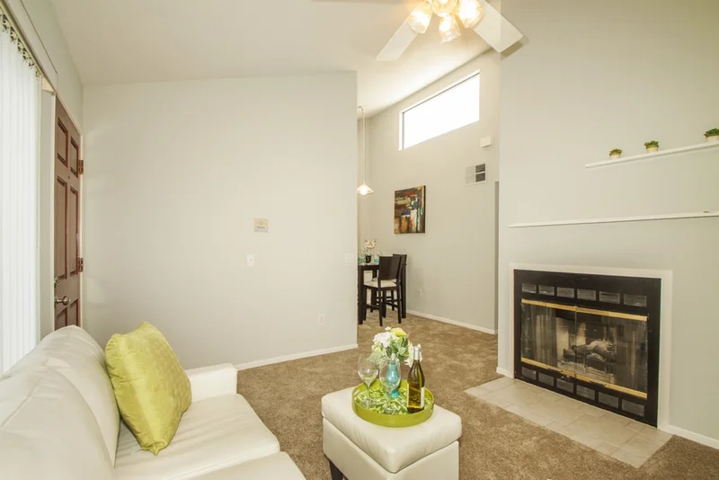 4576 Hawley #7, San Diego, CA 92116