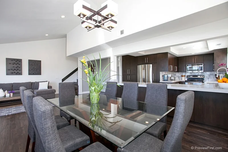 2279 Loring St., San Diego, CA 92109