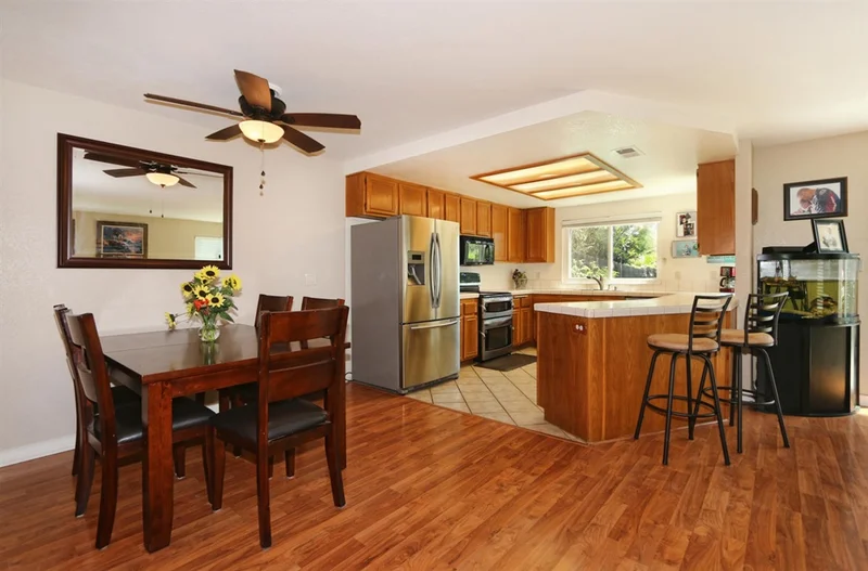786 War Paint Dr, Ramona, CA 92065