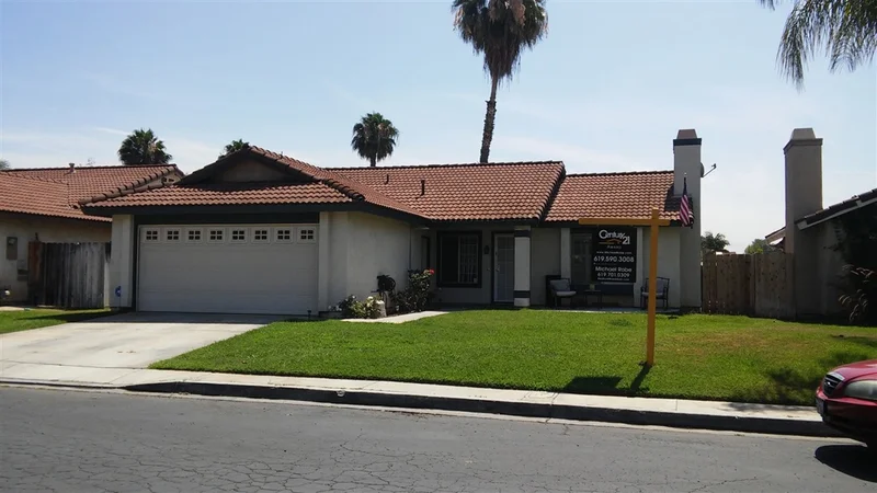 10450 Paseo Park, Lakeside, CA 92040