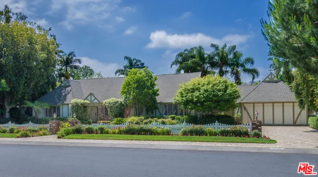 10422 Kling, Toluca Lake, CA 91602