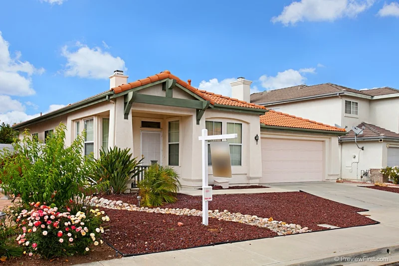 12460 Whispering Tree Lane, Poway, CA 92064