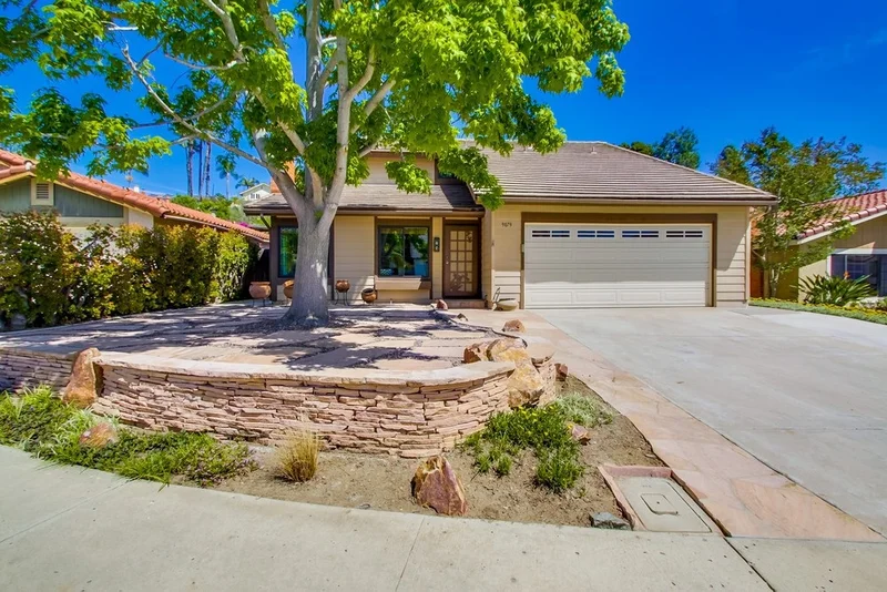 9079 Gainsborough Ave, San Diego, CA 92129