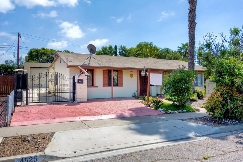 4525 Cochise Way, San Diego, CA 92117