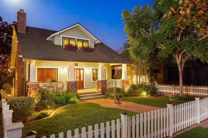 517 A Avenue, Coronado, CA 92118