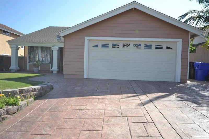 2286 Spring Oak Way, San Diego, CA 92139