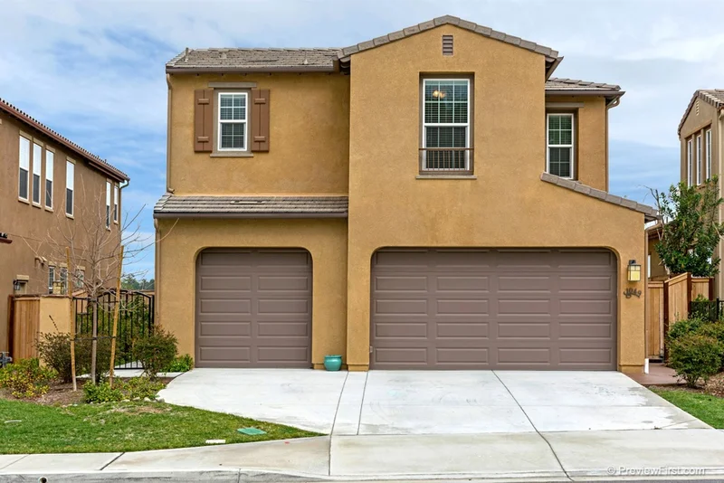 1049 Breakaway, Oceanside, CA 92057