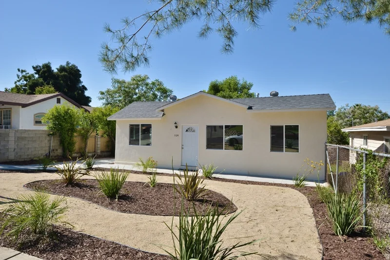 1124 4th, Escondido, CA 92025