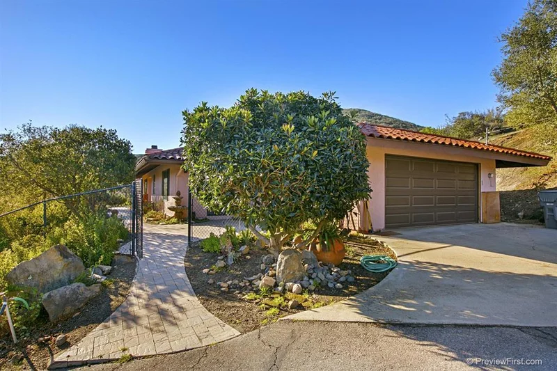 1140 Sloan Canyon Rd, Jamul, CA 91935