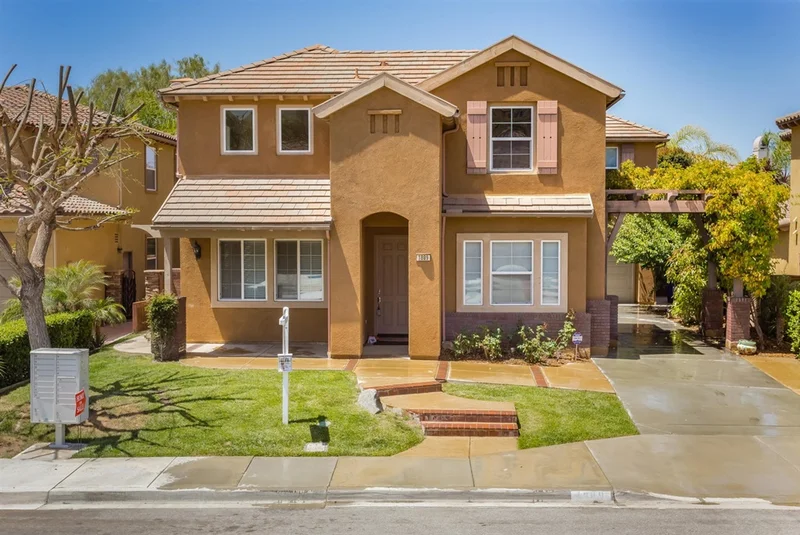 1889 Shadetree Drive, San Marcos, CA 92078