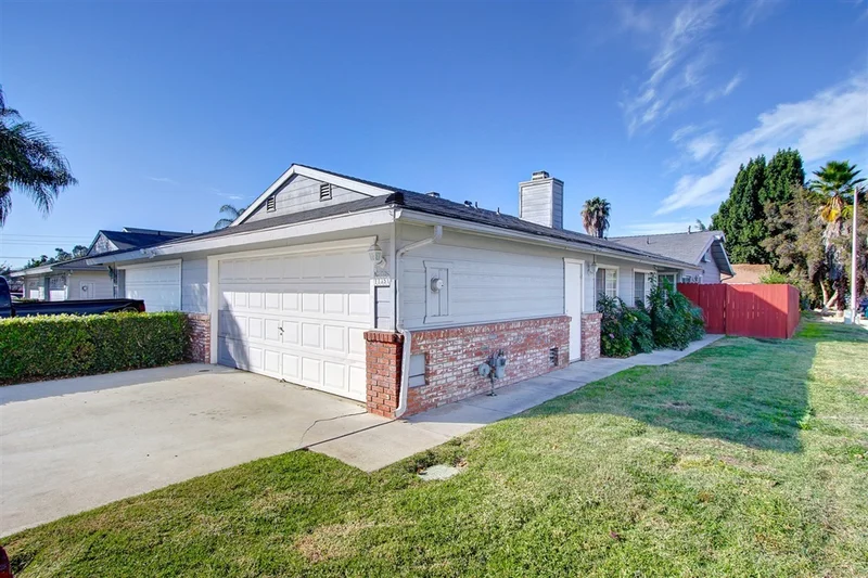 1135 Peach Ave. #A, El Cajon, CA 92021