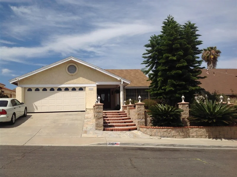 2285 Montcliff Road, San Diego, CA 92139