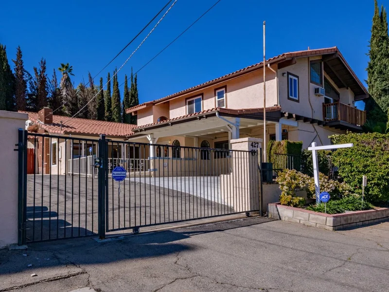 427 Upas, Escondido, CA 92025
